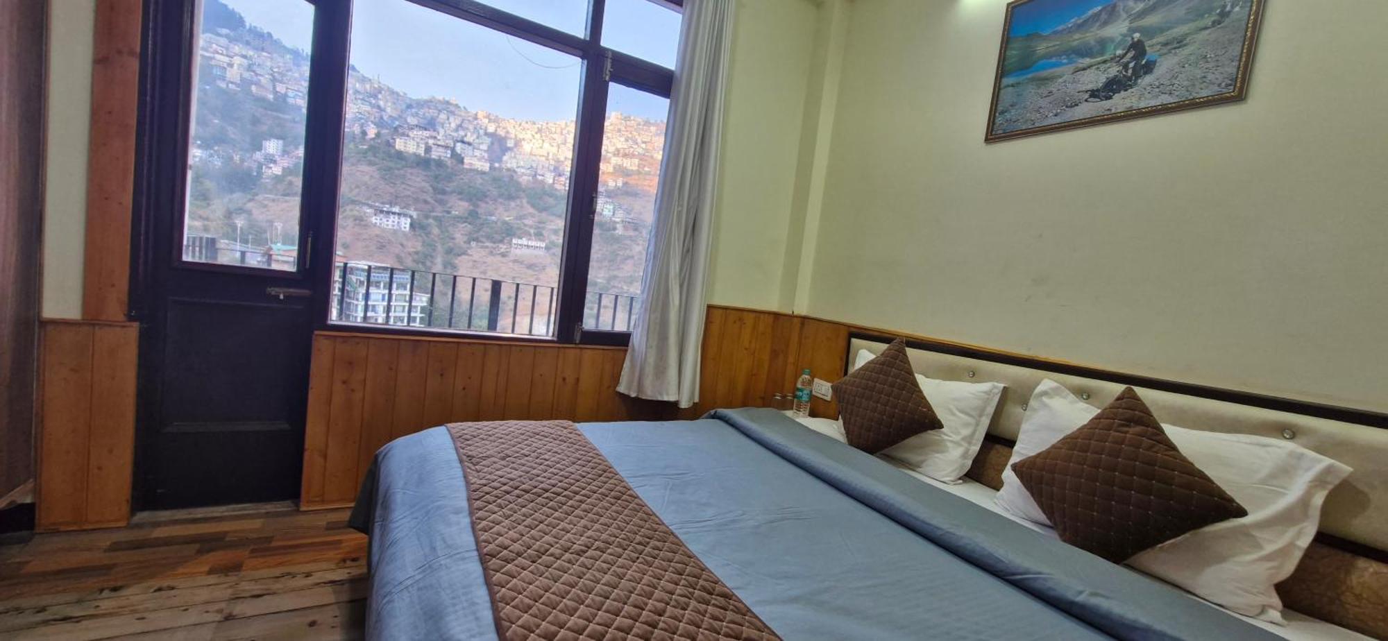 Hotel White Villa Shimla Esterno foto