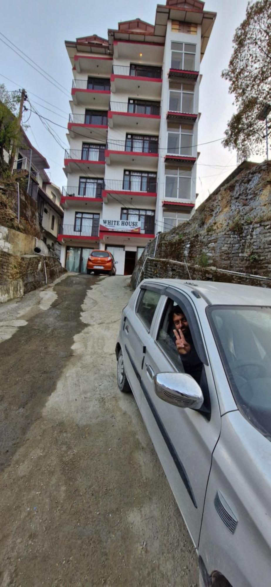 Hotel White Villa Shimla Esterno foto